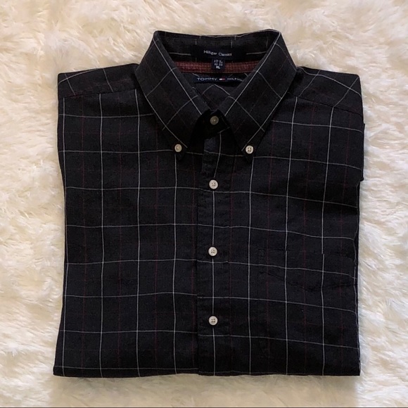 TOMMY HILFIGER—MEN’S CHARCOAL PLAID BUTTON DOWN!! EUC!! - Picture 2 of 6